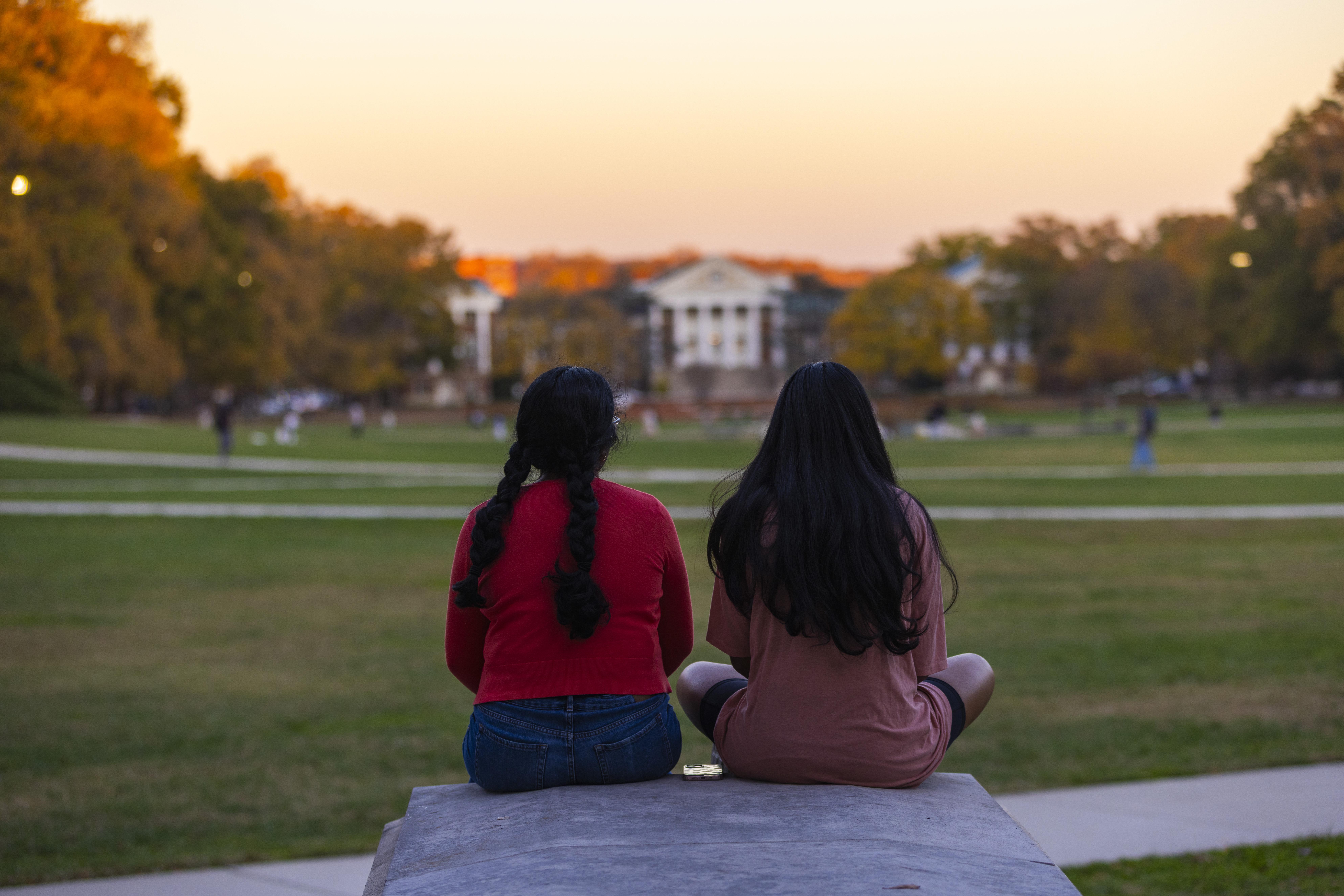 Students outdoors McKeldin Mall